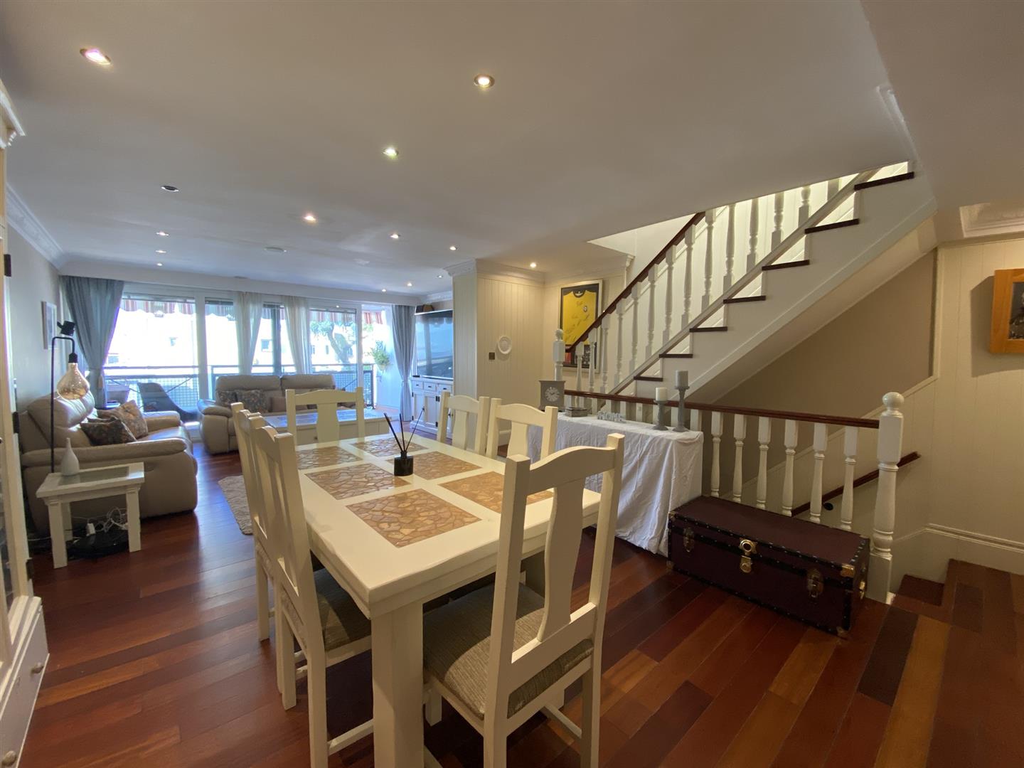 Image of House - 4 Bedrooms - 3 Bathrooms for Rental in South District-Gibraltar, Image 25